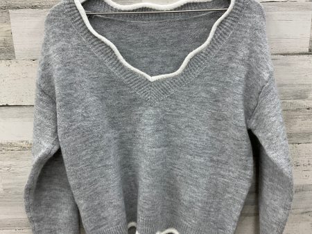 Sweater By Clothes Mentor In Grey & White, Size: S Discount