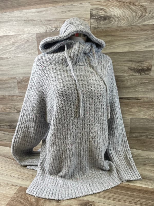 Sweater By Old Navy In Grey, Size: S Cheap