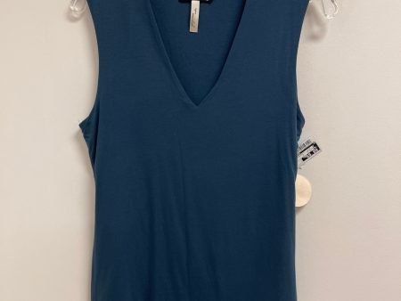 Top Sleeveless By Final Touch In Blue, Size: L For Sale