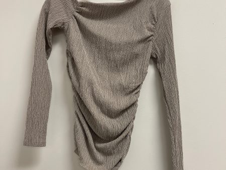 Top Long Sleeve By Zara In Cream, Size: M Hot on Sale