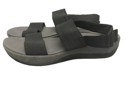 Grey Sandals Flats By Clarks, Size: 7.5 Online