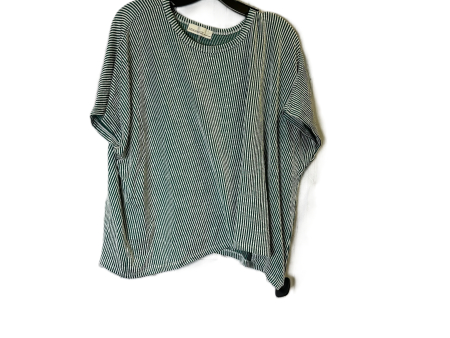 Top Short Sleeve By Zenana Outfitters In Green, Size: S For Discount