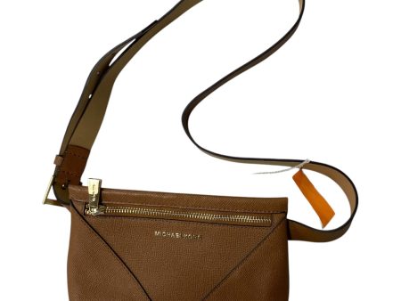 BELT BAG DESIGNER by MICHAEL KORS In TAN, Size: MEDIUM Cheap