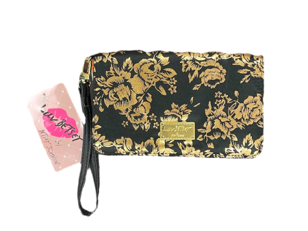 Wristlet By Betsey Johnson, Size: Medium Cheap