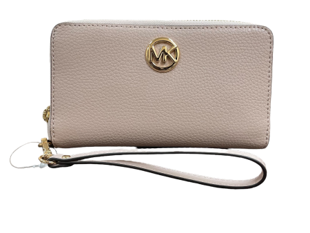 Wristlet Designer By Michael Kors  Size: Medium Discount